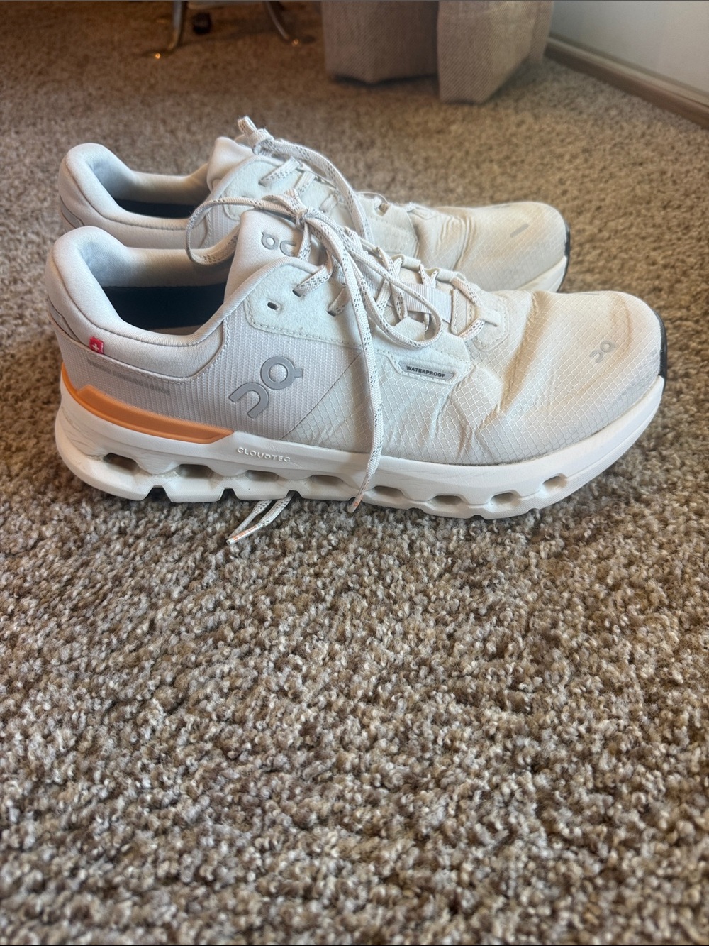 ON Cloudrunner Waterproof Goretex Running Shoes 9.5